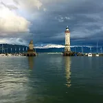Modernes Am Bodensee *